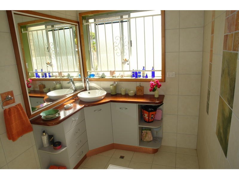 3 Eccleston Street, Fig Tree Pocket QLD 4069